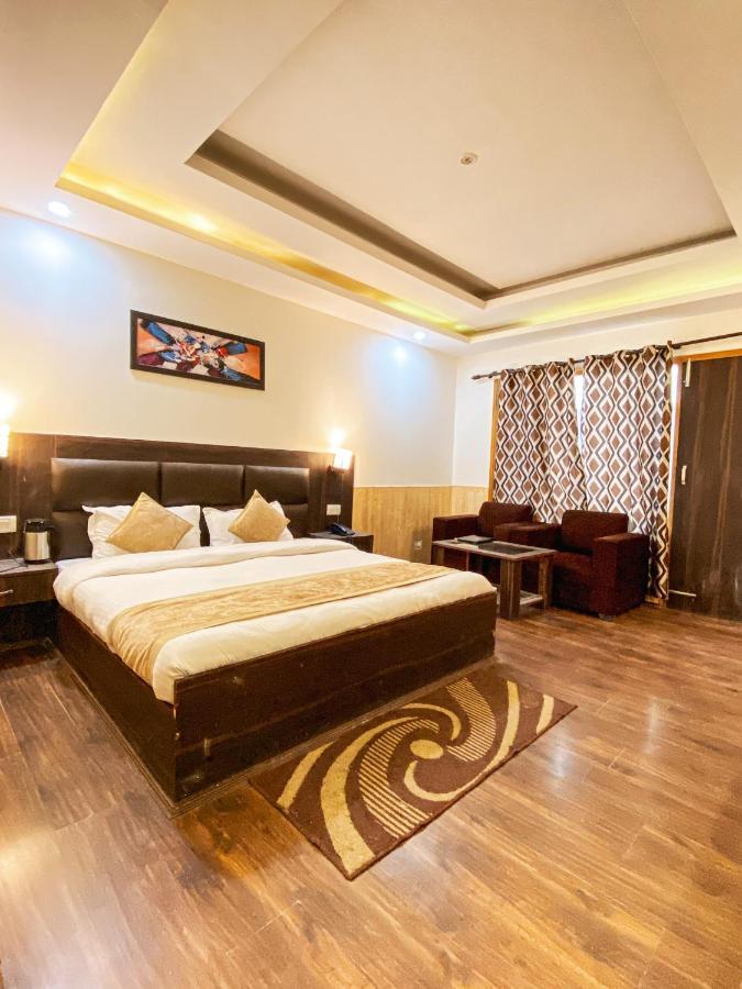 Hotel Manali Queen Exterior photo
